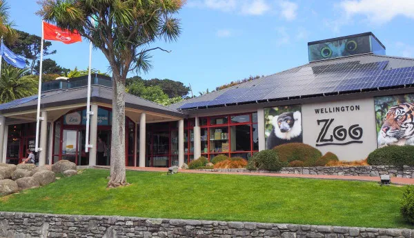 the entrance building for the wellington zoo